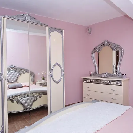 Agnantema Seaview Vila *